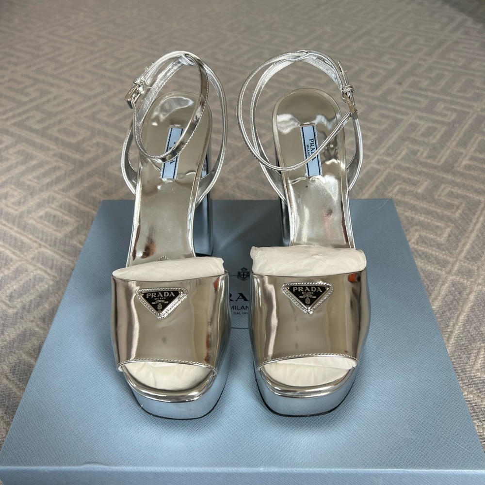 NWT Prada Womens Metallic Leather Platform Heels Silver 41.5 - Picture 3 of 10